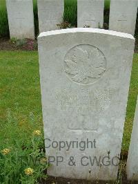 Etaples Military Cemetery - McGimpsey, J C